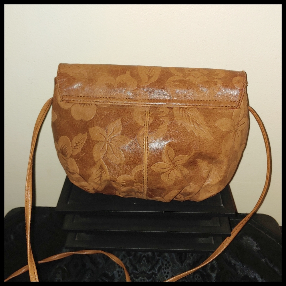 Leather Floral Embossed Purse - Picture 2 of 6